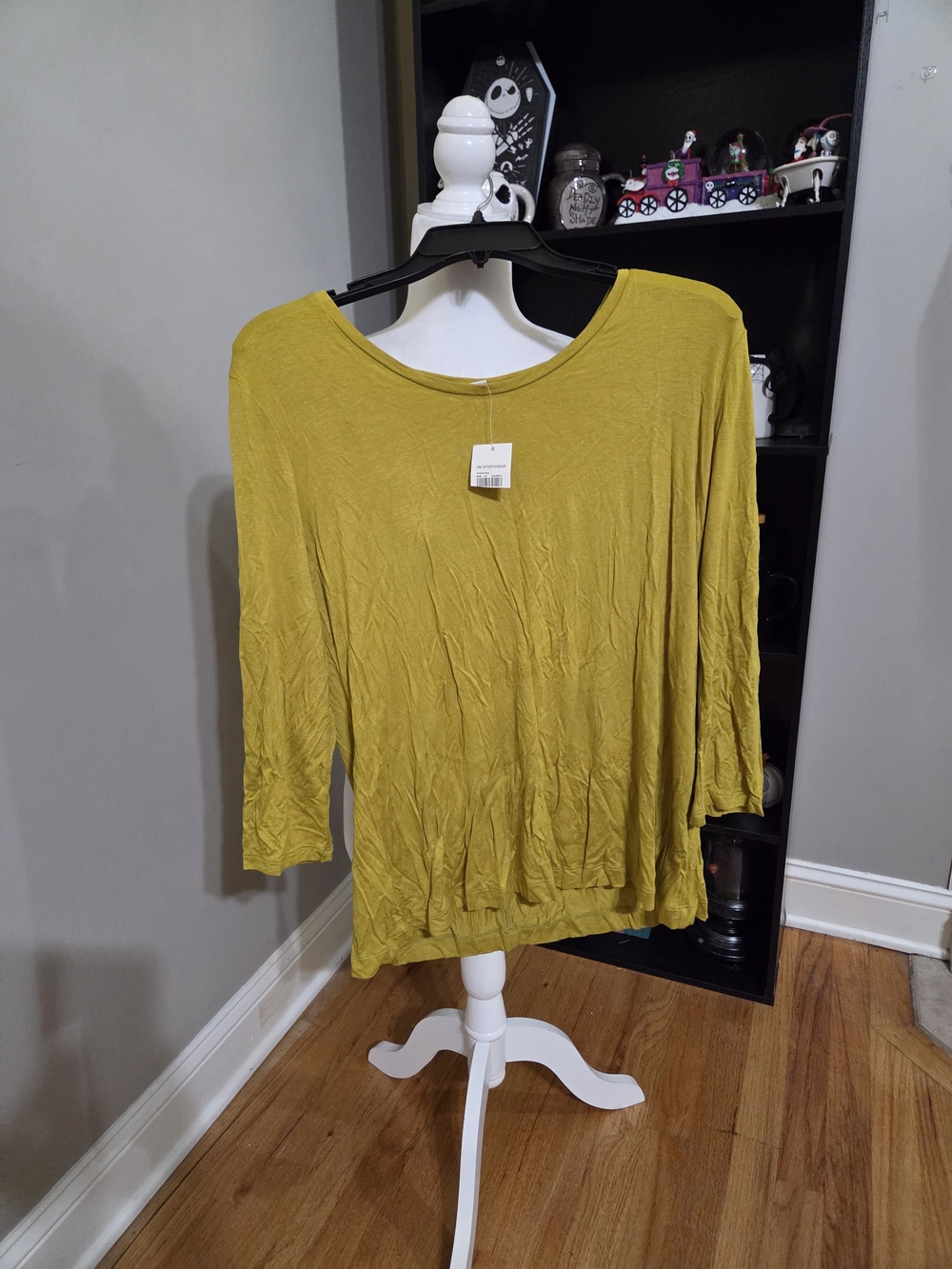 Cato Women's Mustard Scoop Neck Long Sleeve Top